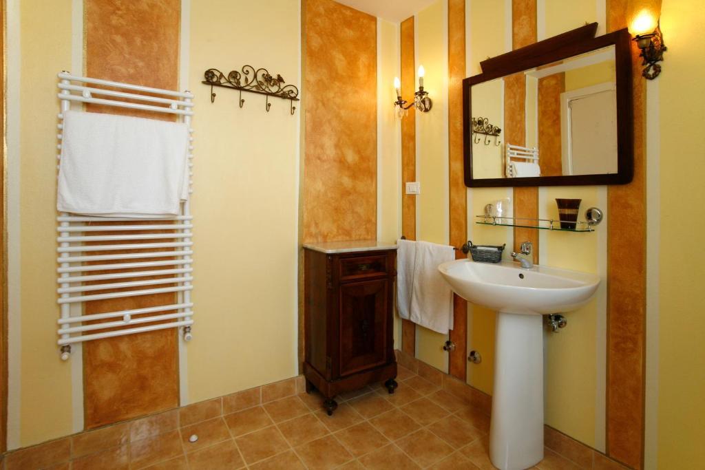 Villa Amelia Rooms Marina di Pietrasanta Rum bild