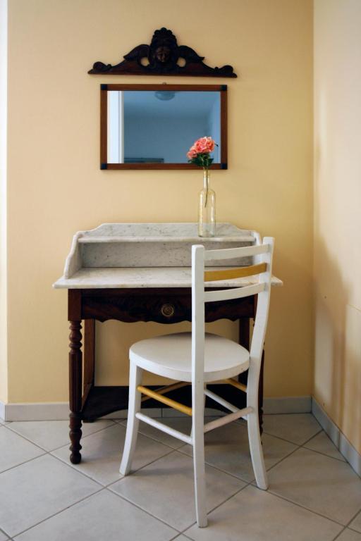 Villa Amelia Rooms Marina di Pietrasanta Rum bild