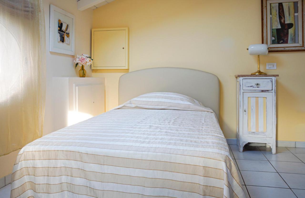 Villa Amelia Rooms Marina di Pietrasanta Exteriör bild